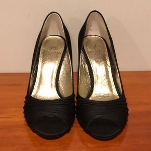 Adrianna Papell peep toe heels
